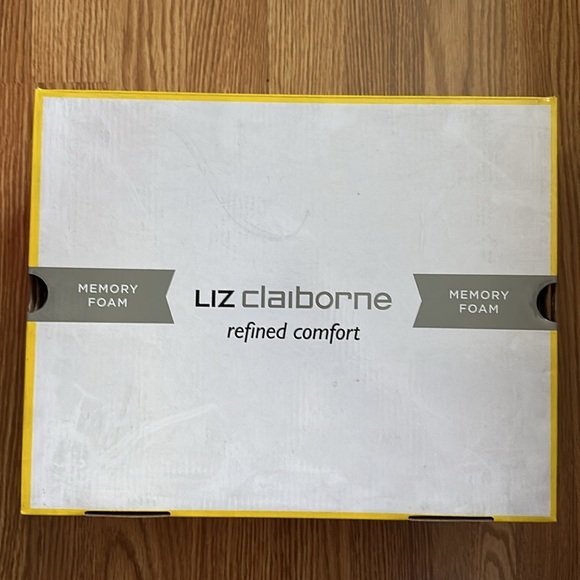 Liz Claiborne brown shade booties, 3.5 inch heel, Women’s size 10B - Picture 6 of 7